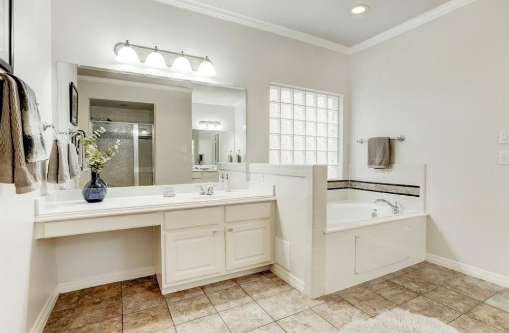 1506 Shady Villa Fern