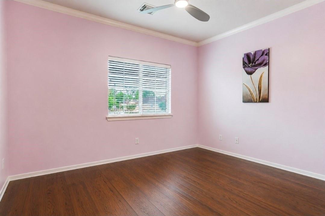 1506 Shady Villa Fern