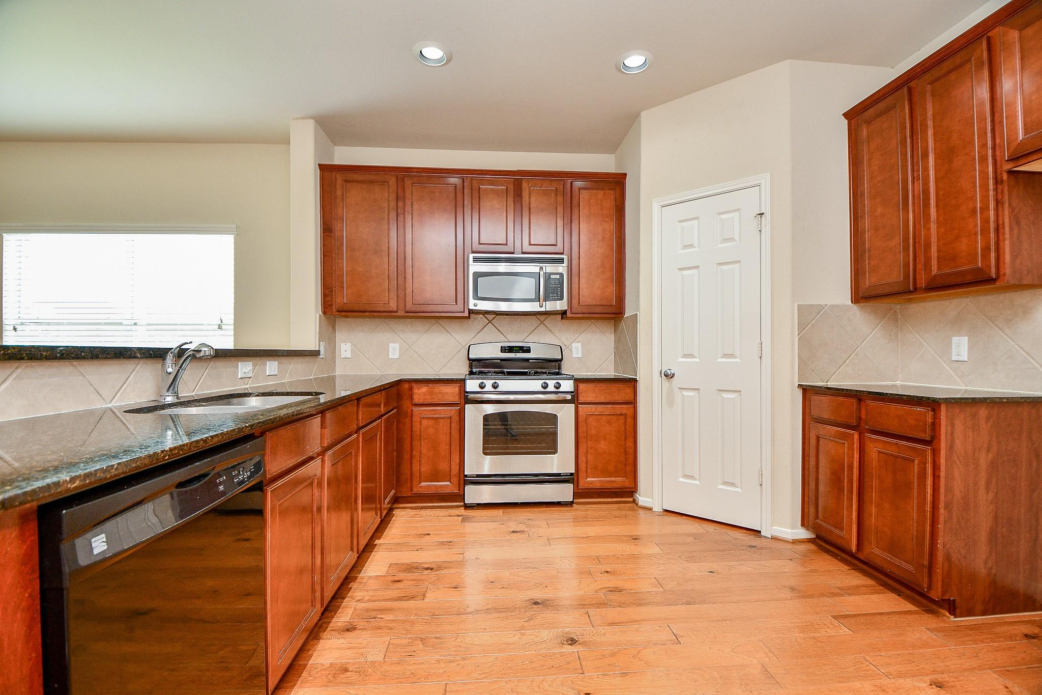 21622 Crest Peak Way