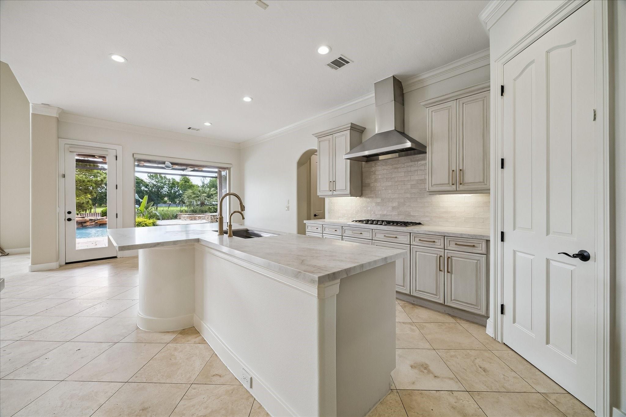 3319 Bridgeberry Lane