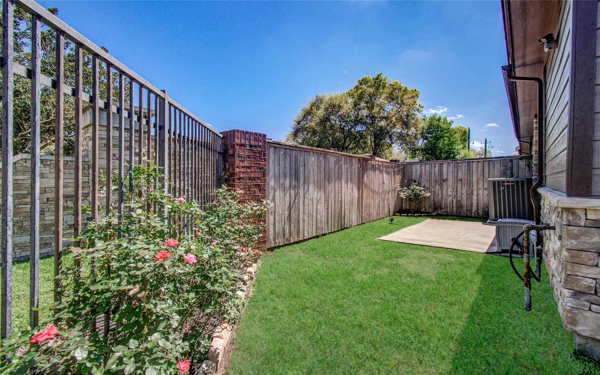 2303 Bermuda Shores Drive