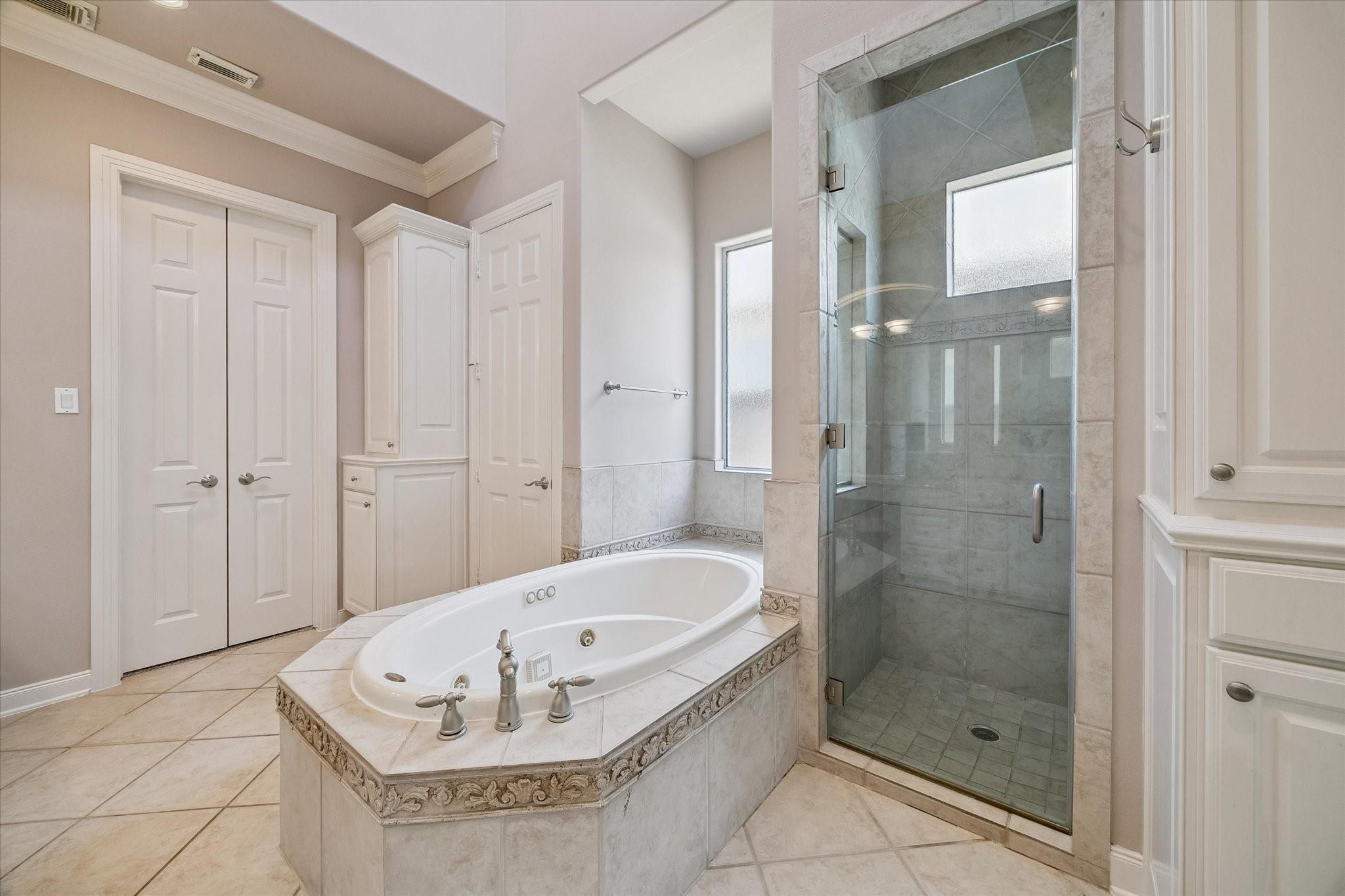 11914 Legend Manor Drive