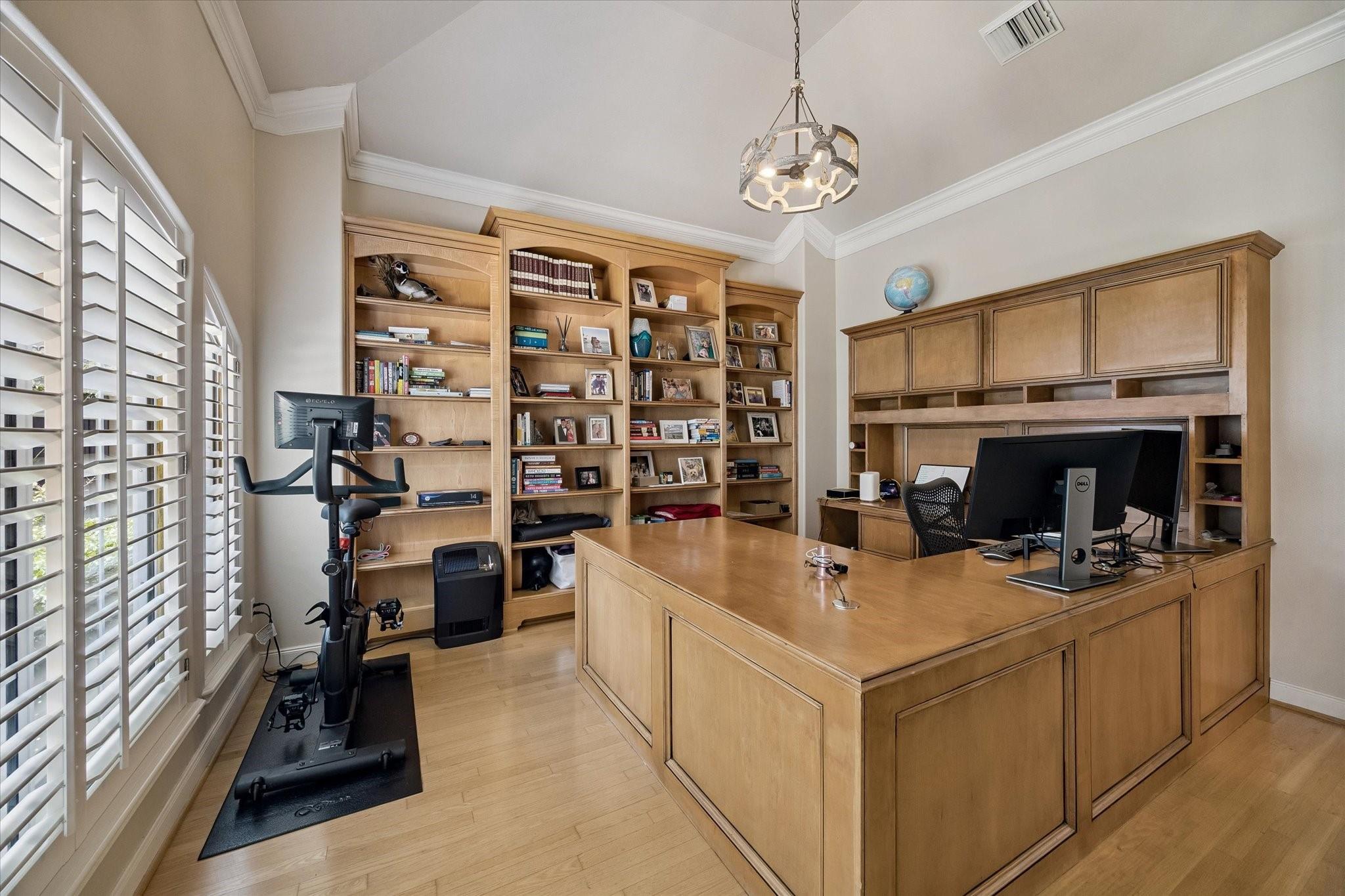 11914 Legend Manor Drive