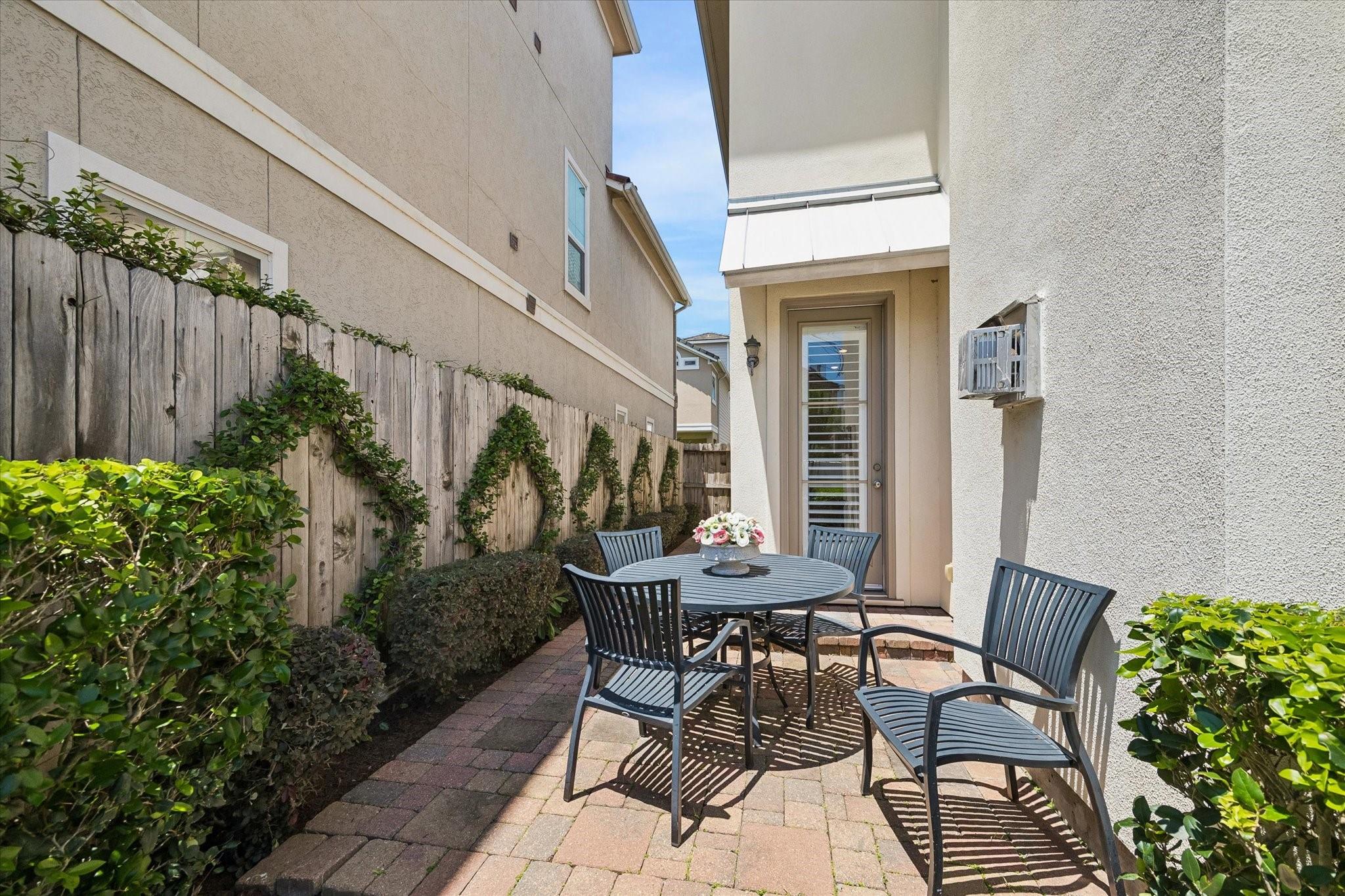 1303 Bobbitt Manor Lane