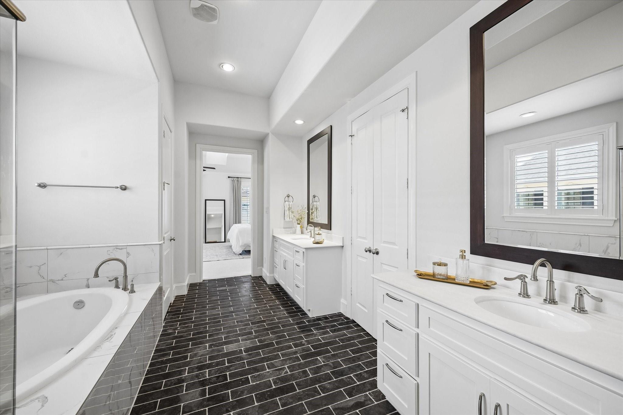 1303 Bobbitt Manor Lane