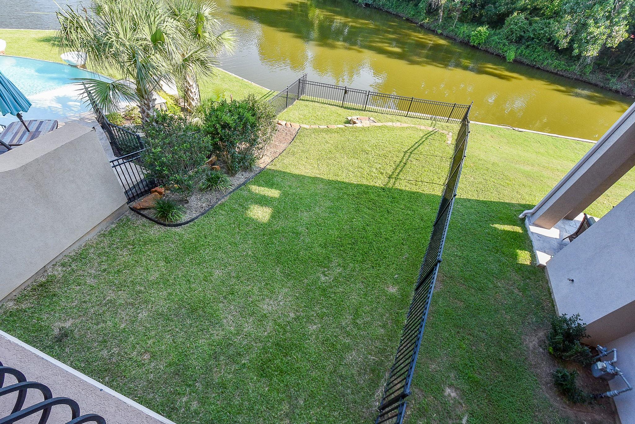 142 La Vie Drive