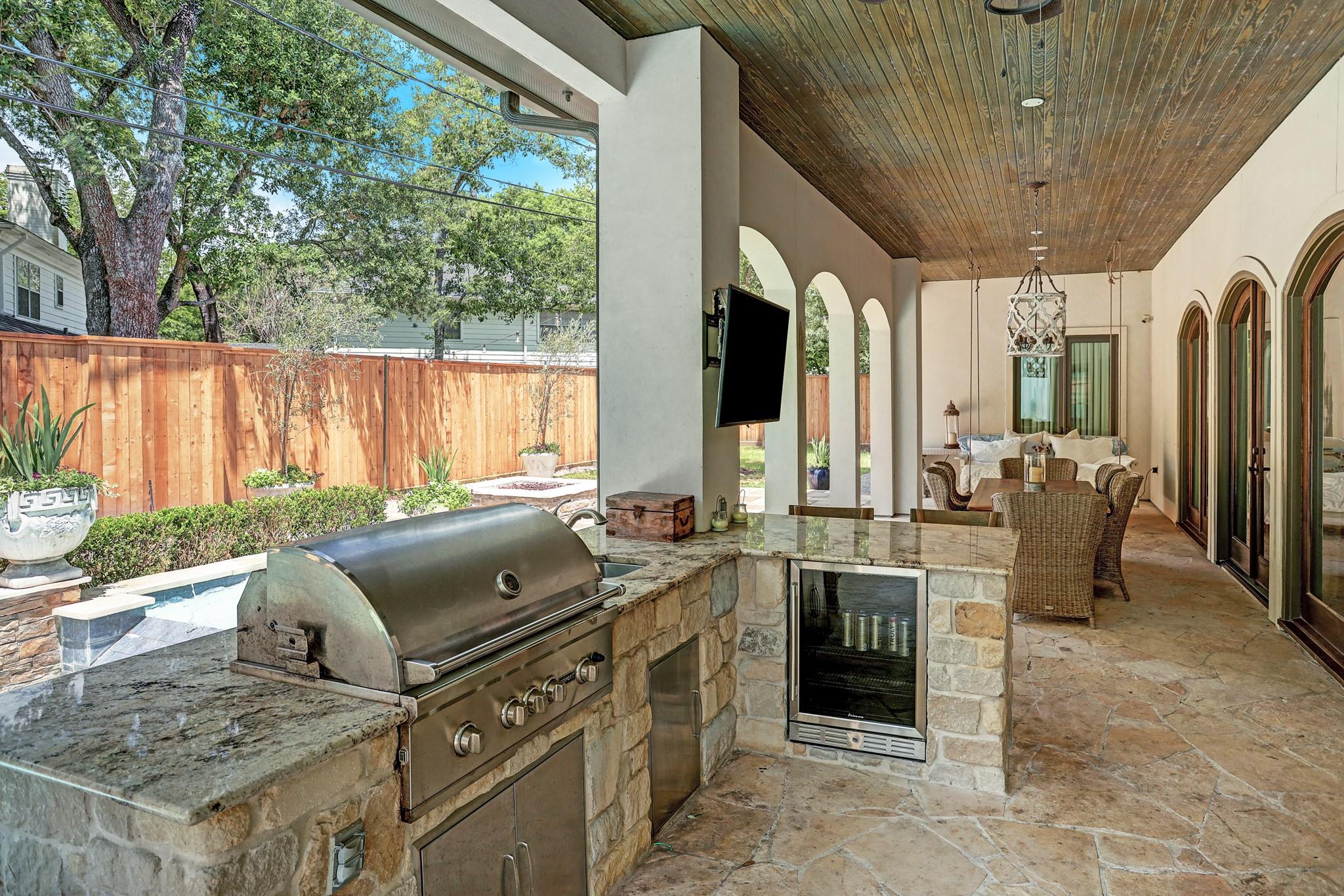21 Carolane Trail