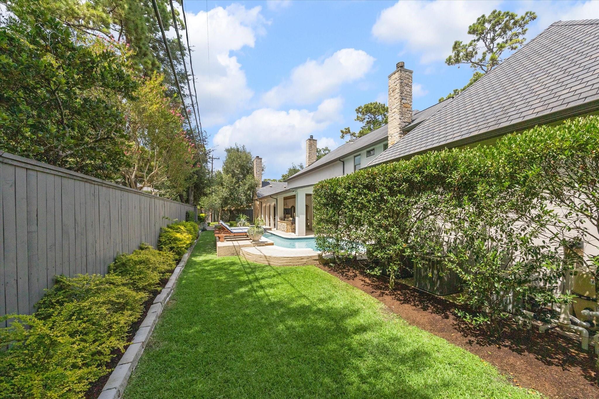 21 Carolane Trail