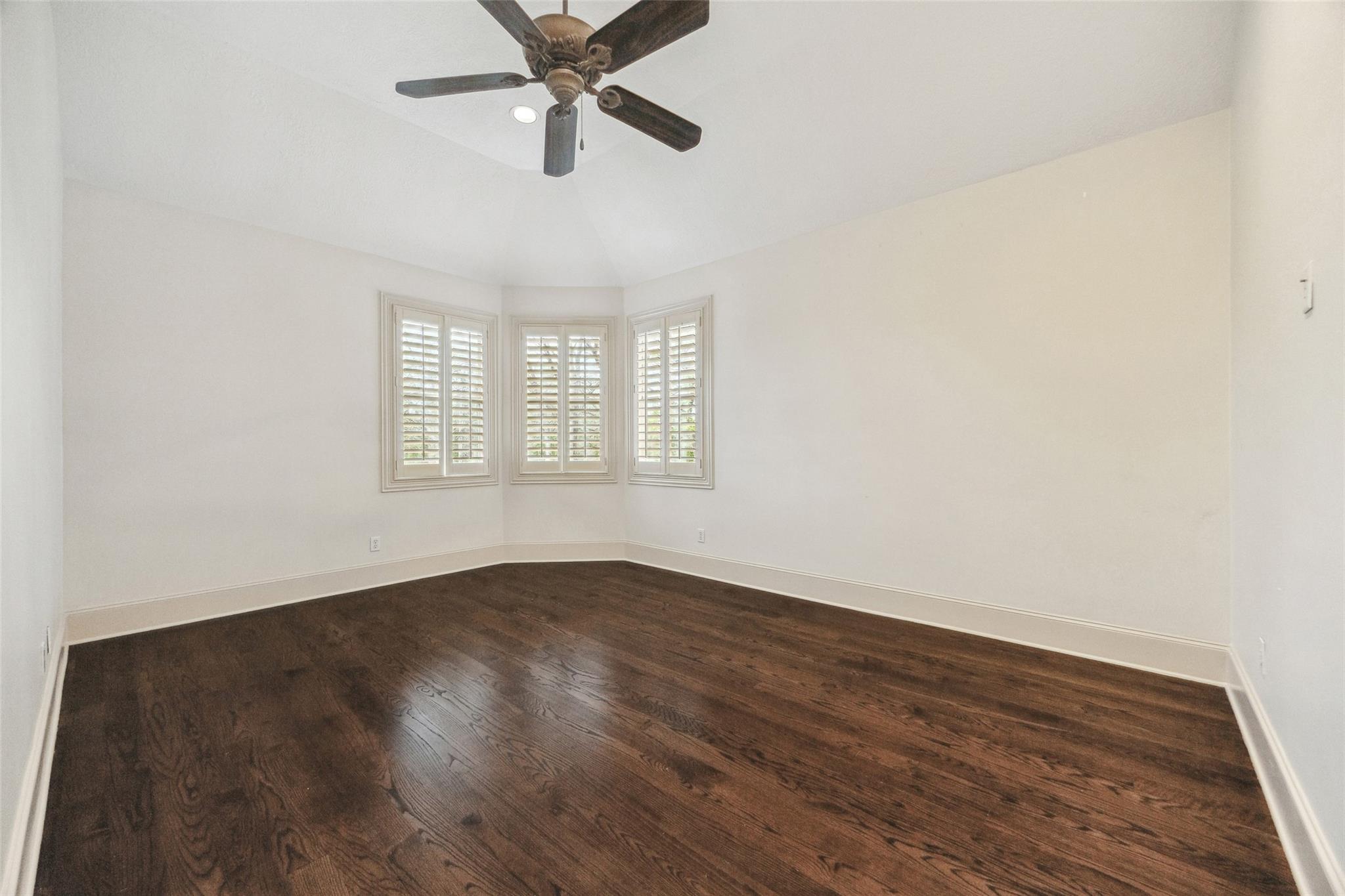 4206 Canary Isle Court