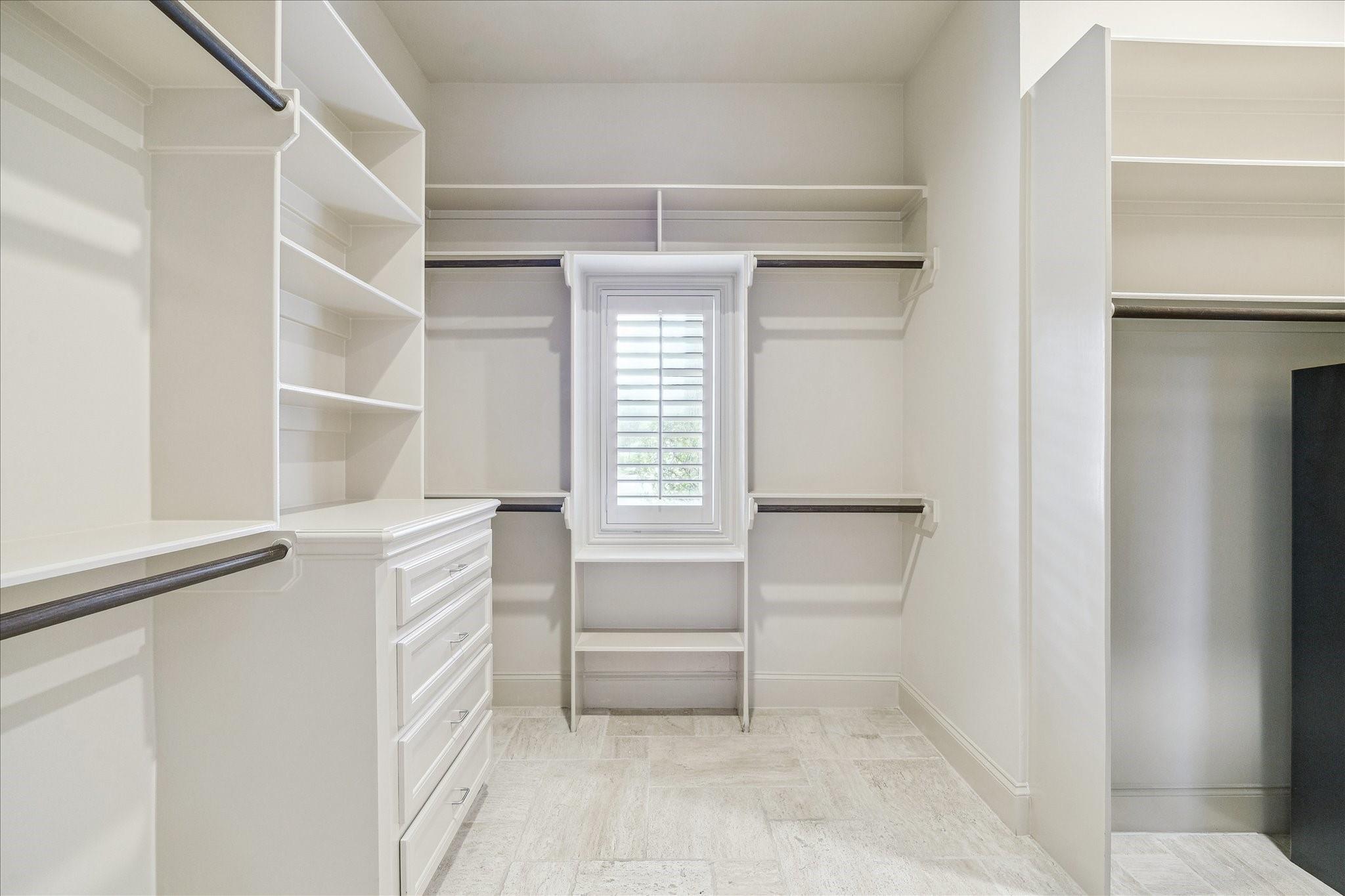 4206 Canary Isle Court