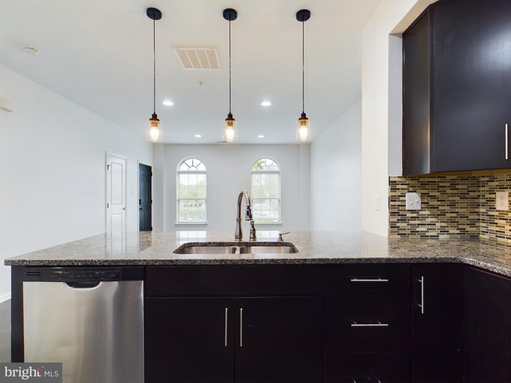 6479 JACK LINTON DRIVE S