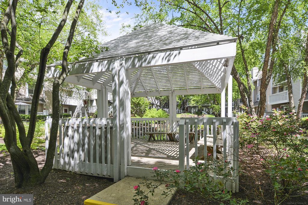 10703 HAMPTON MILL TERRACE 404