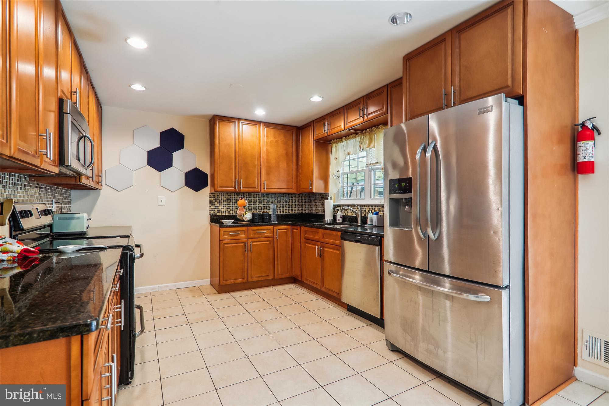 2209 ROSECROFT BOULEVARD