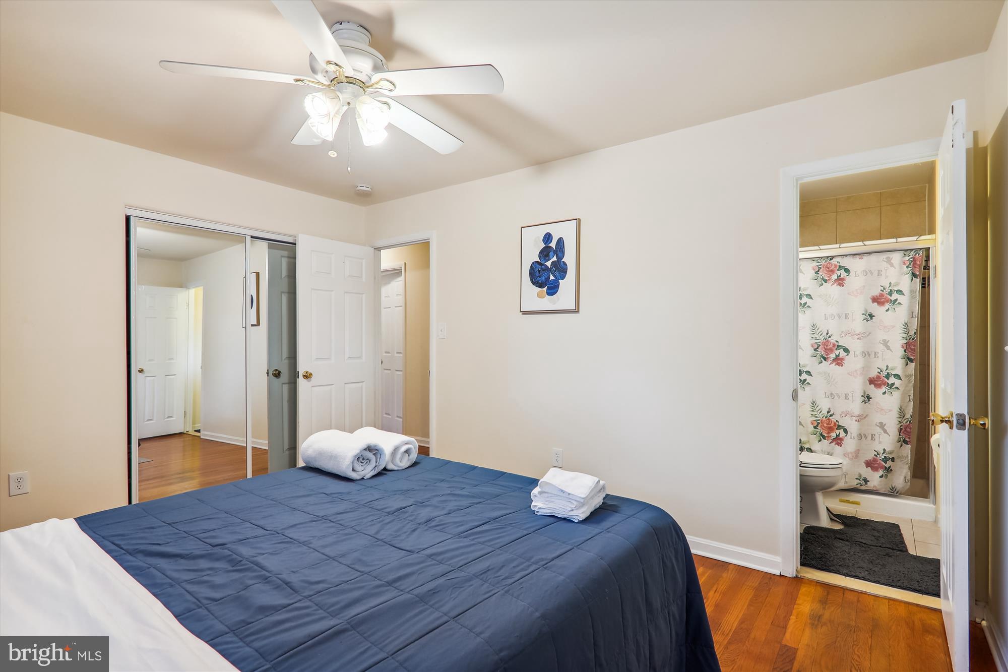 2209 ROSECROFT BOULEVARD