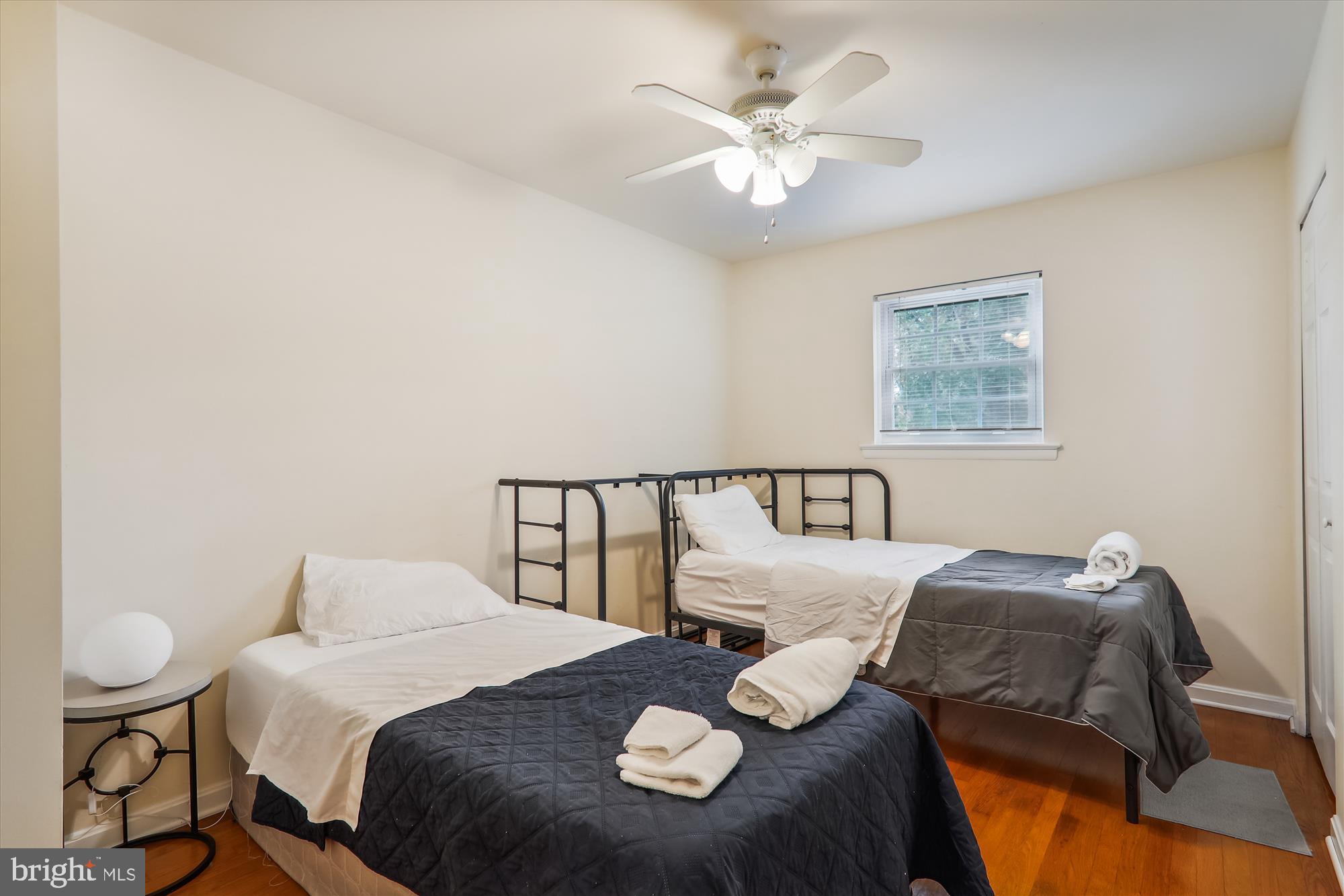 2209 ROSECROFT BOULEVARD