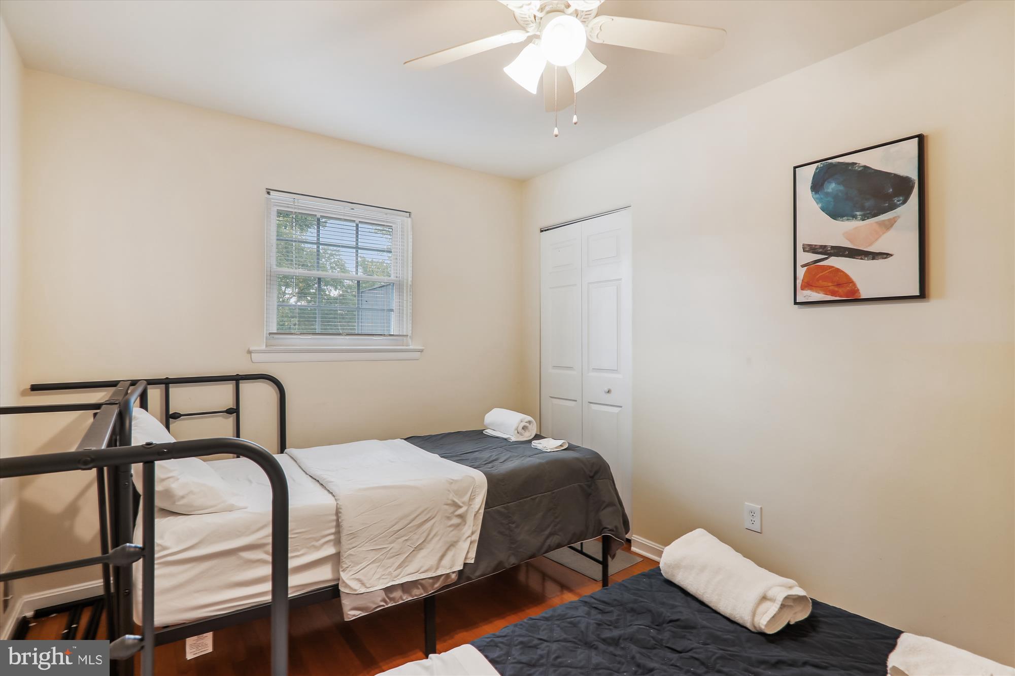 2209 ROSECROFT BOULEVARD