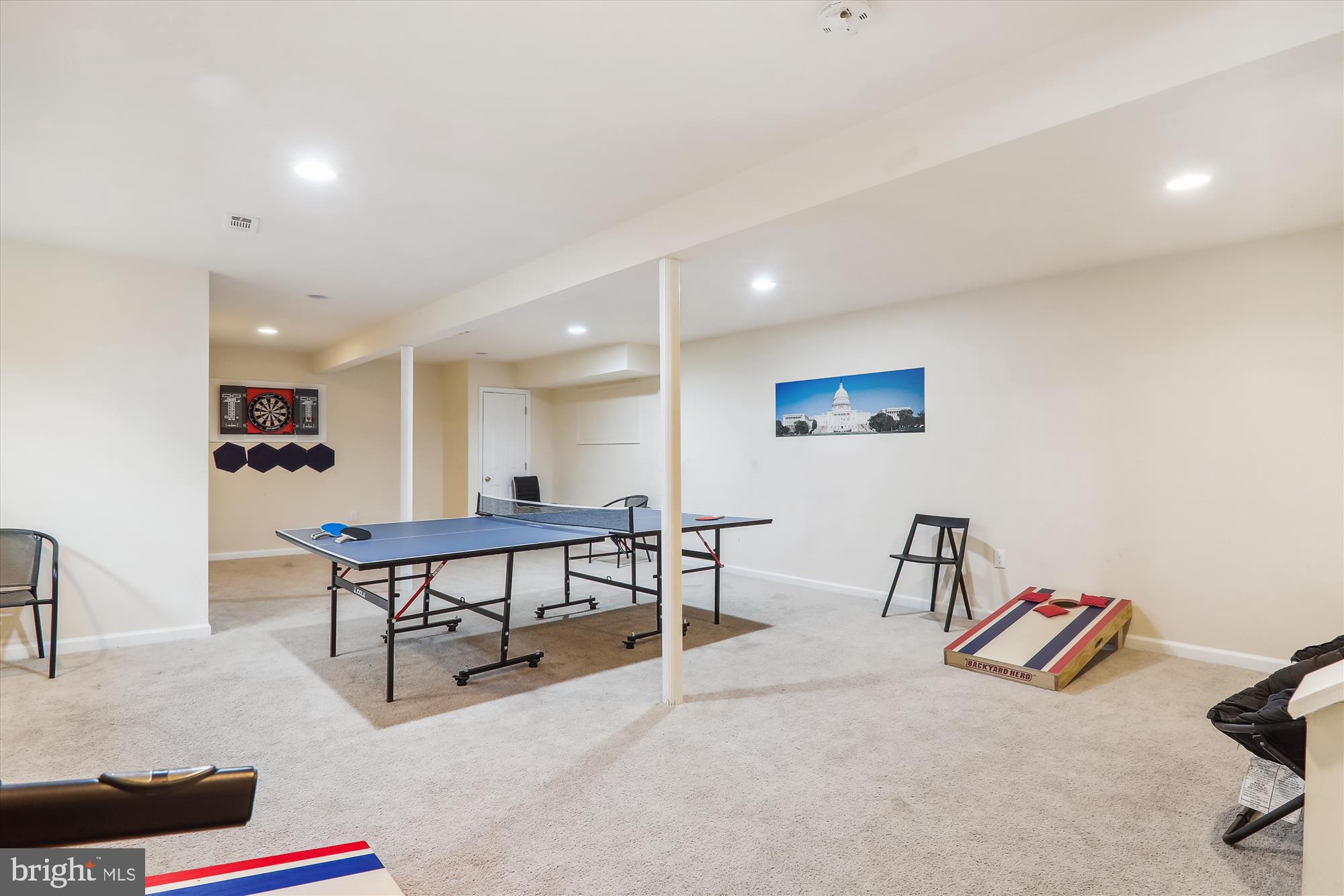 2209 ROSECROFT BOULEVARD