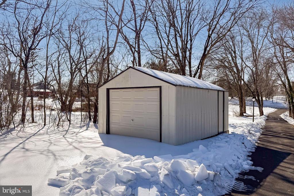 8564 OPAL ROAD