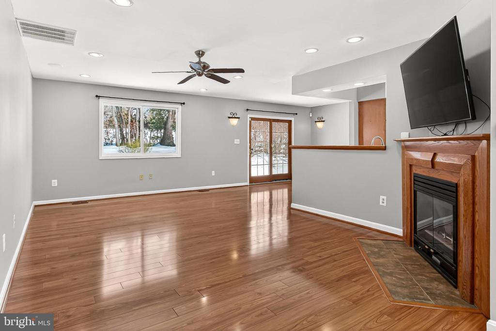 8564 OPAL ROAD
