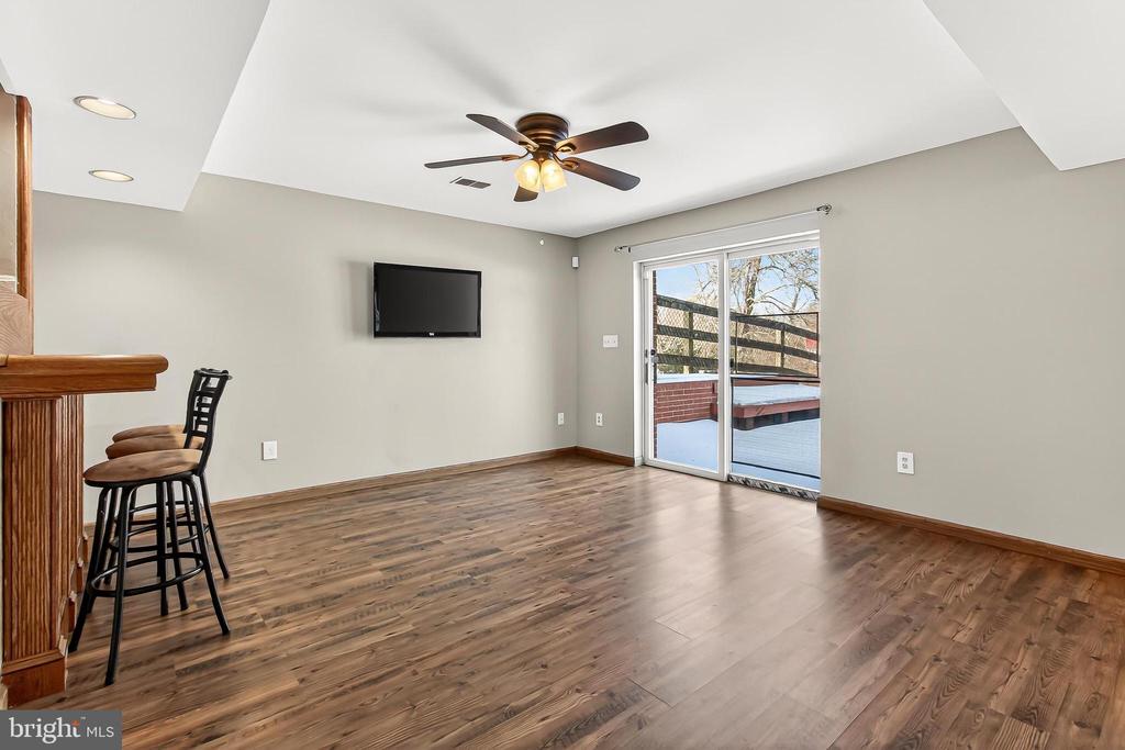 8564 OPAL ROAD