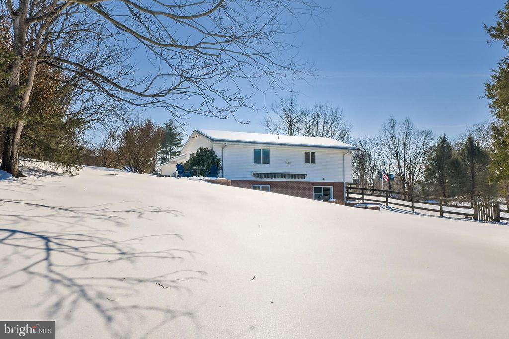 8564 OPAL ROAD