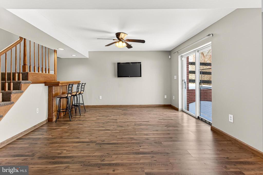 8564 OPAL ROAD