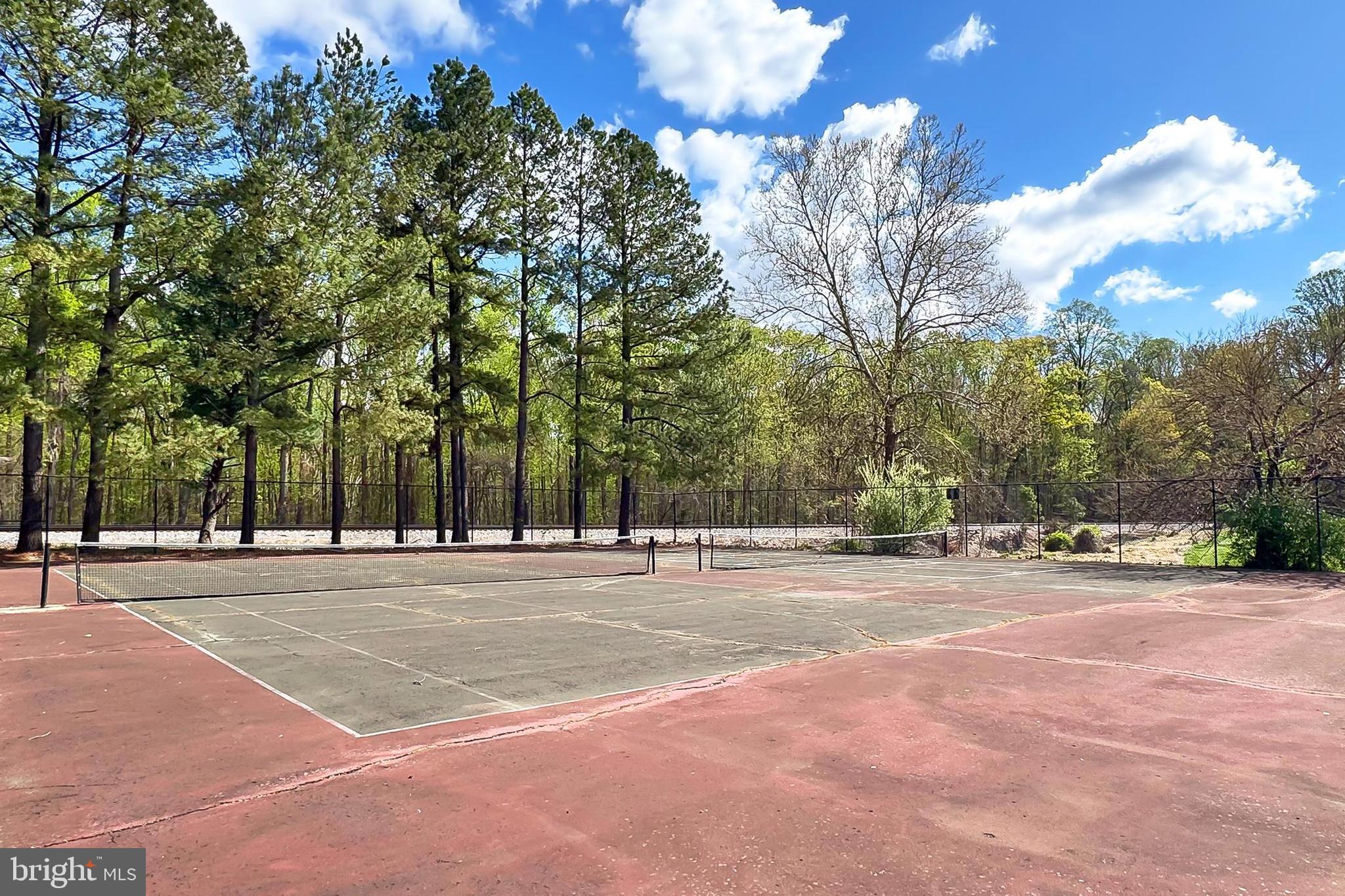 8552 Barrington Ct, #927