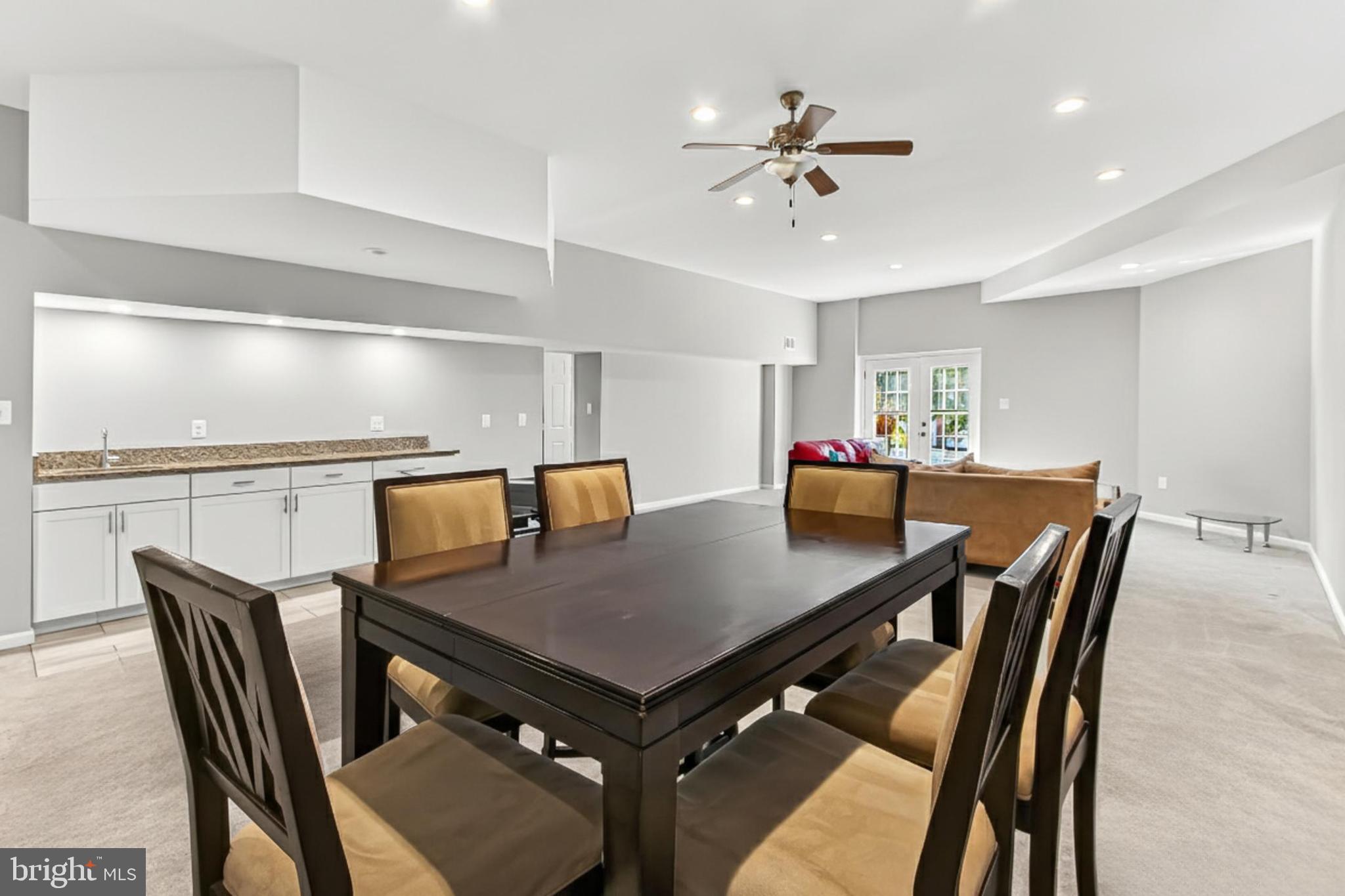 1300 PINSTRIPE COURT