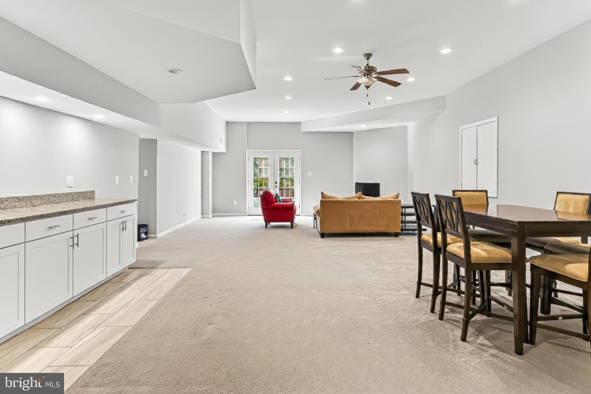 1300 PINSTRIPE COURT