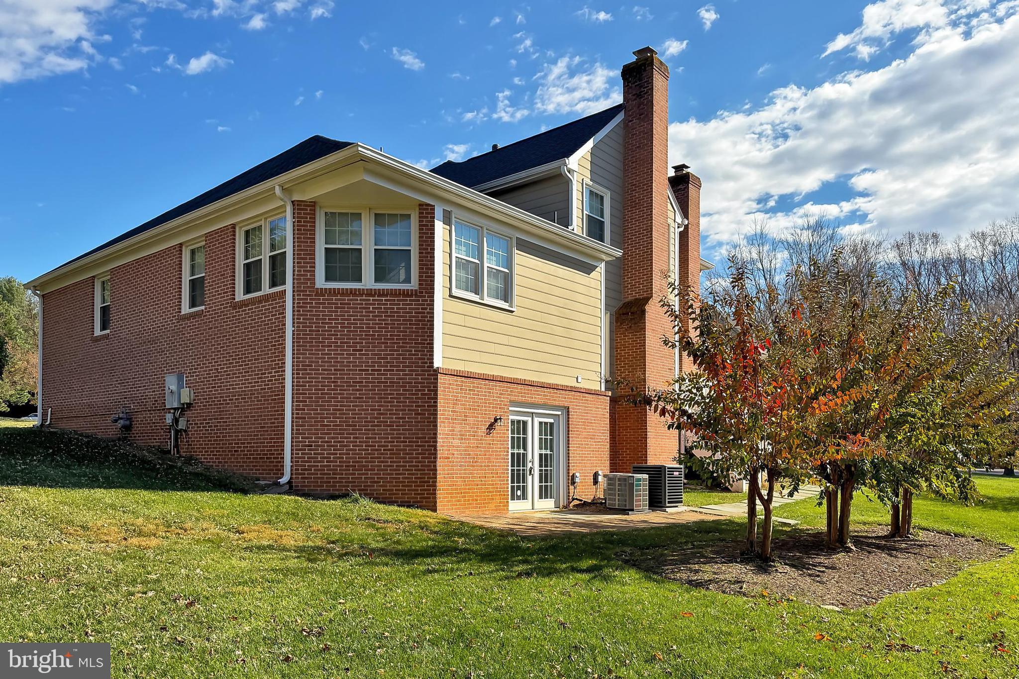 1300 PINSTRIPE COURT