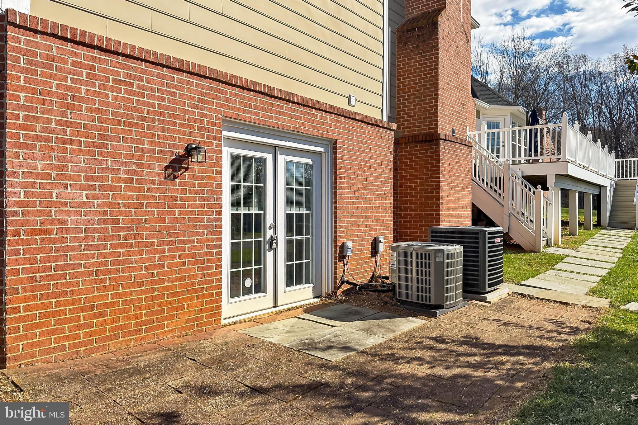 1300 PINSTRIPE COURT