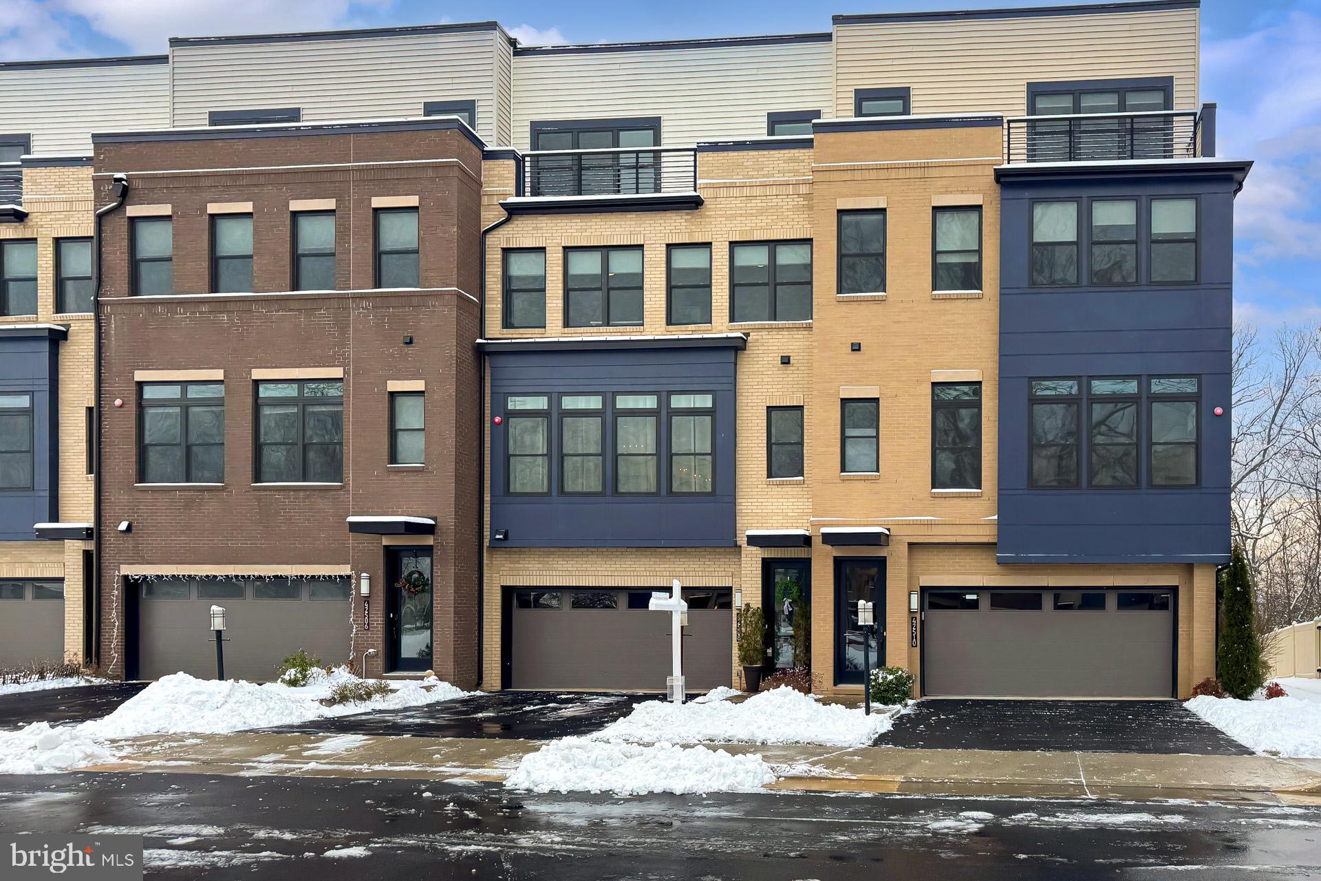 42508 MILDRED LANDING SQUARE