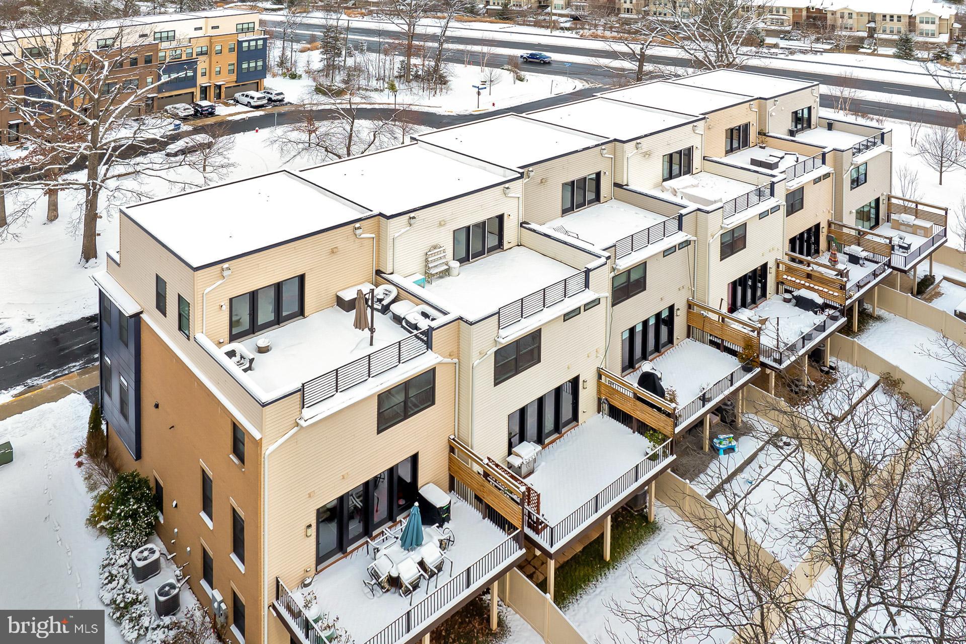 42508 MILDRED LANDING SQUARE