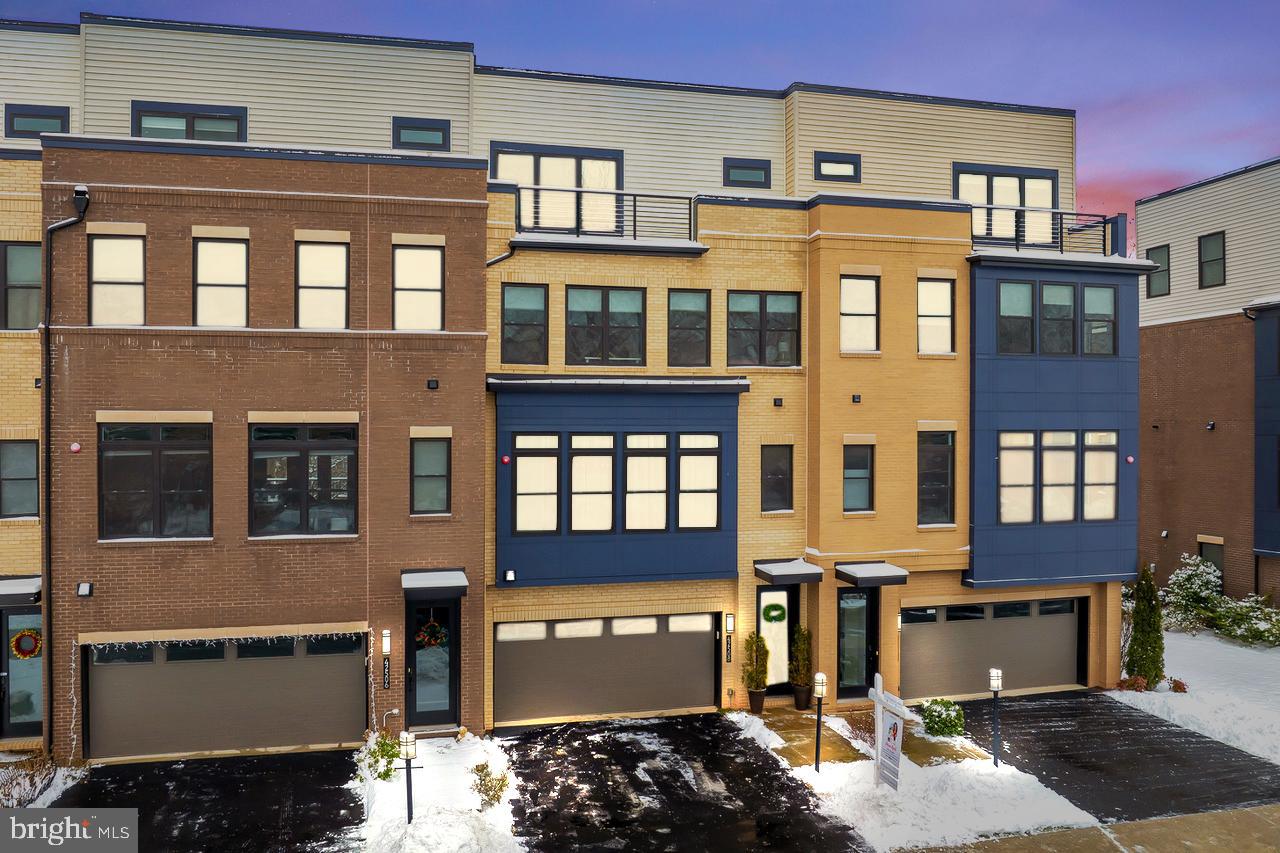 42508 MILDRED LANDING SQUARE