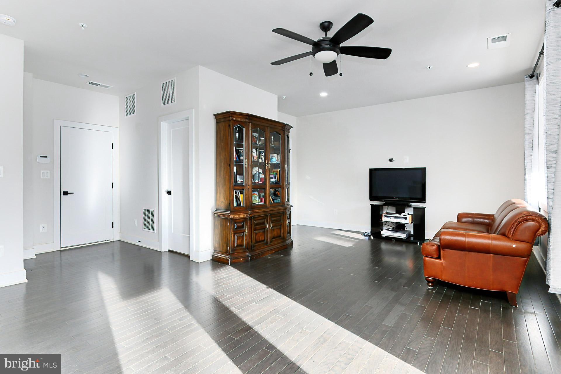 42508 MILDRED LANDING SQUARE