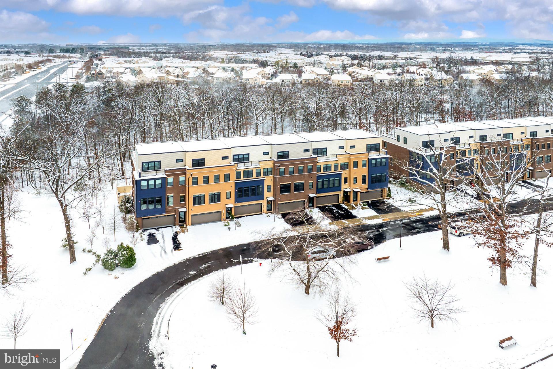 42508 MILDRED LANDING SQUARE