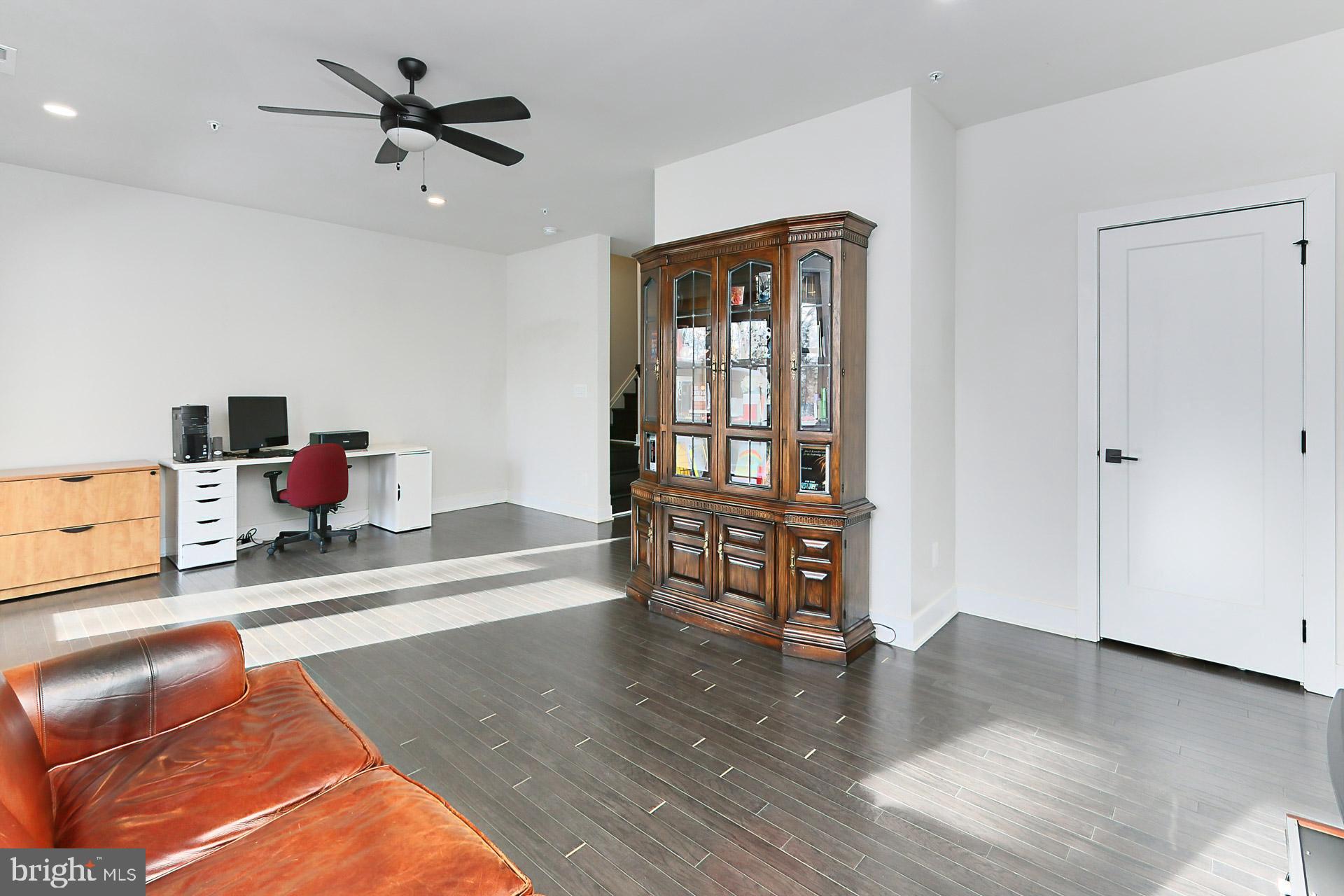 42508 MILDRED LANDING SQUARE