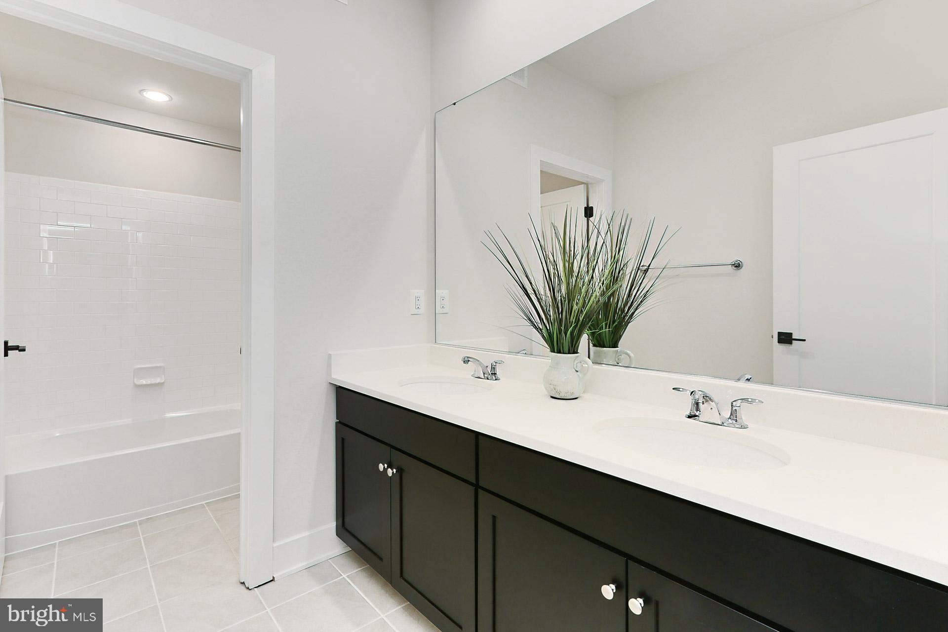 42508 MILDRED LANDING SQUARE