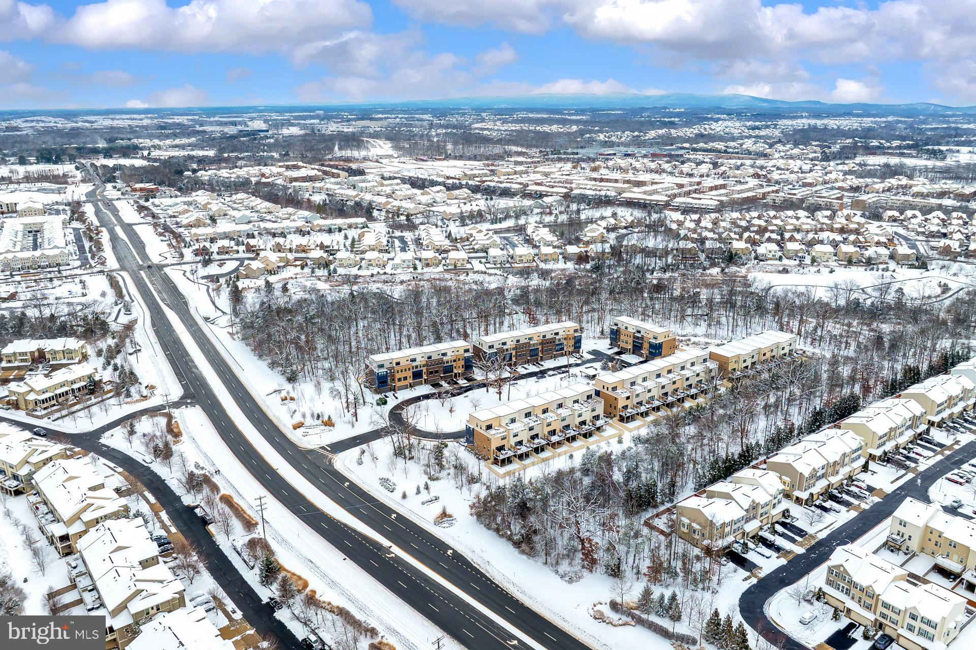 42508 MILDRED LANDING SQUARE