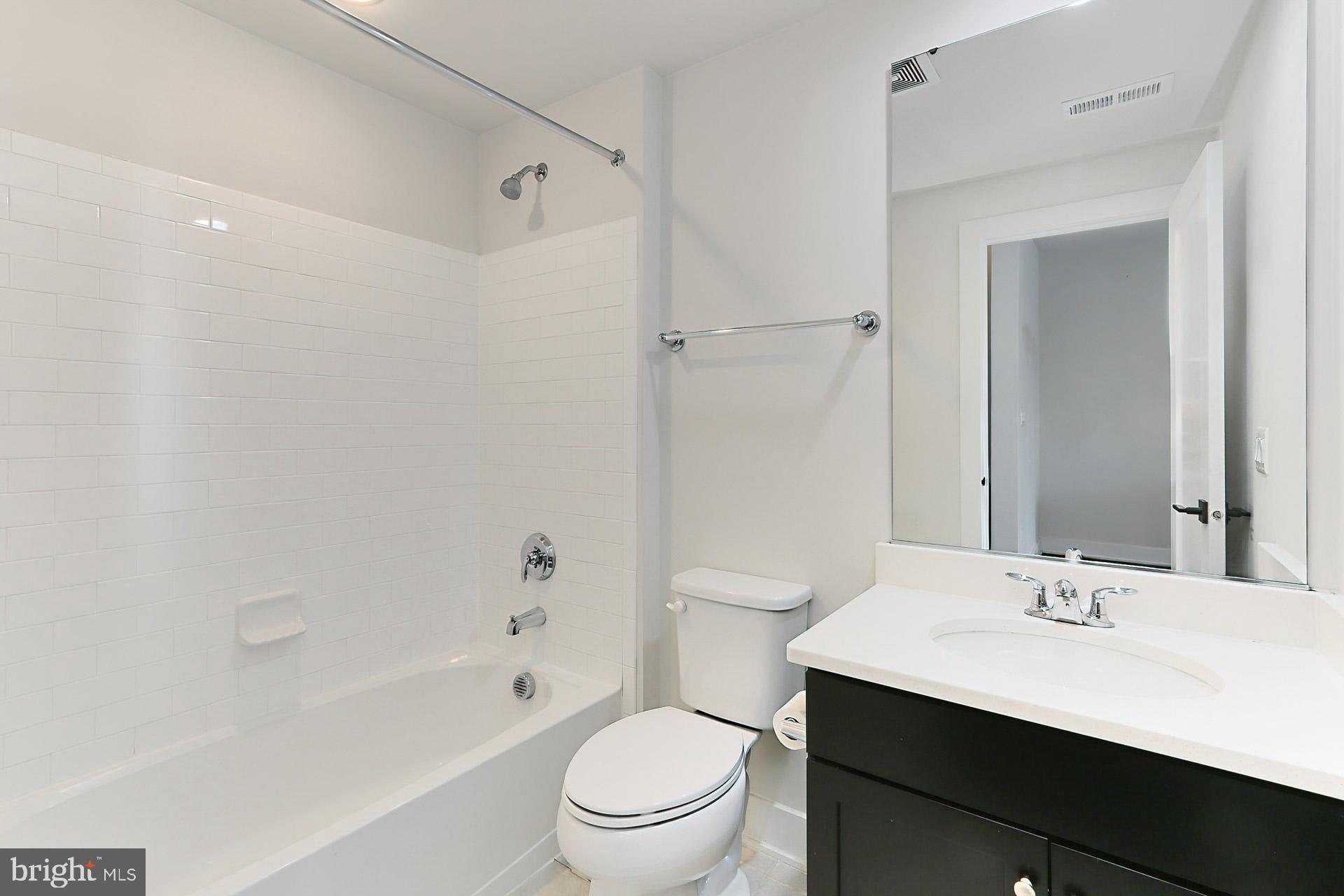 42508 MILDRED LANDING SQUARE