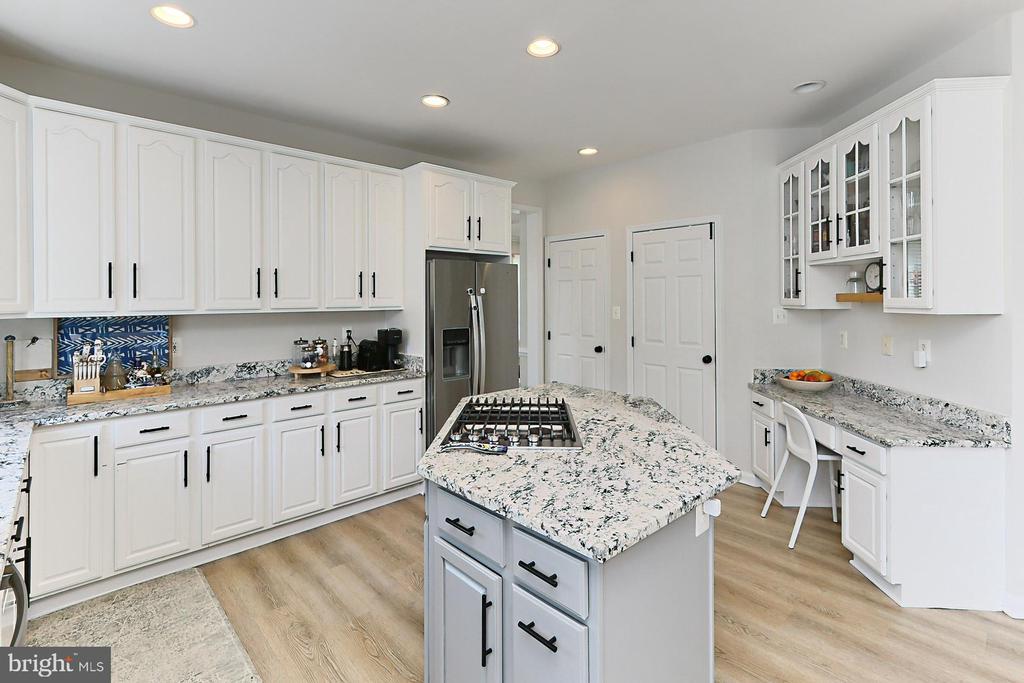 415 MEADE DRIVE SW