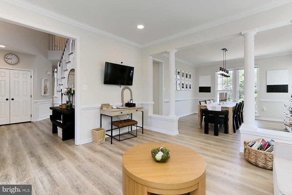 415 MEADE DRIVE SW