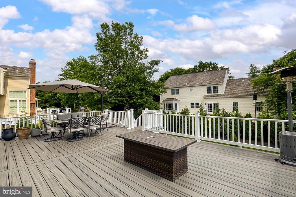 415 MEADE DRIVE SW