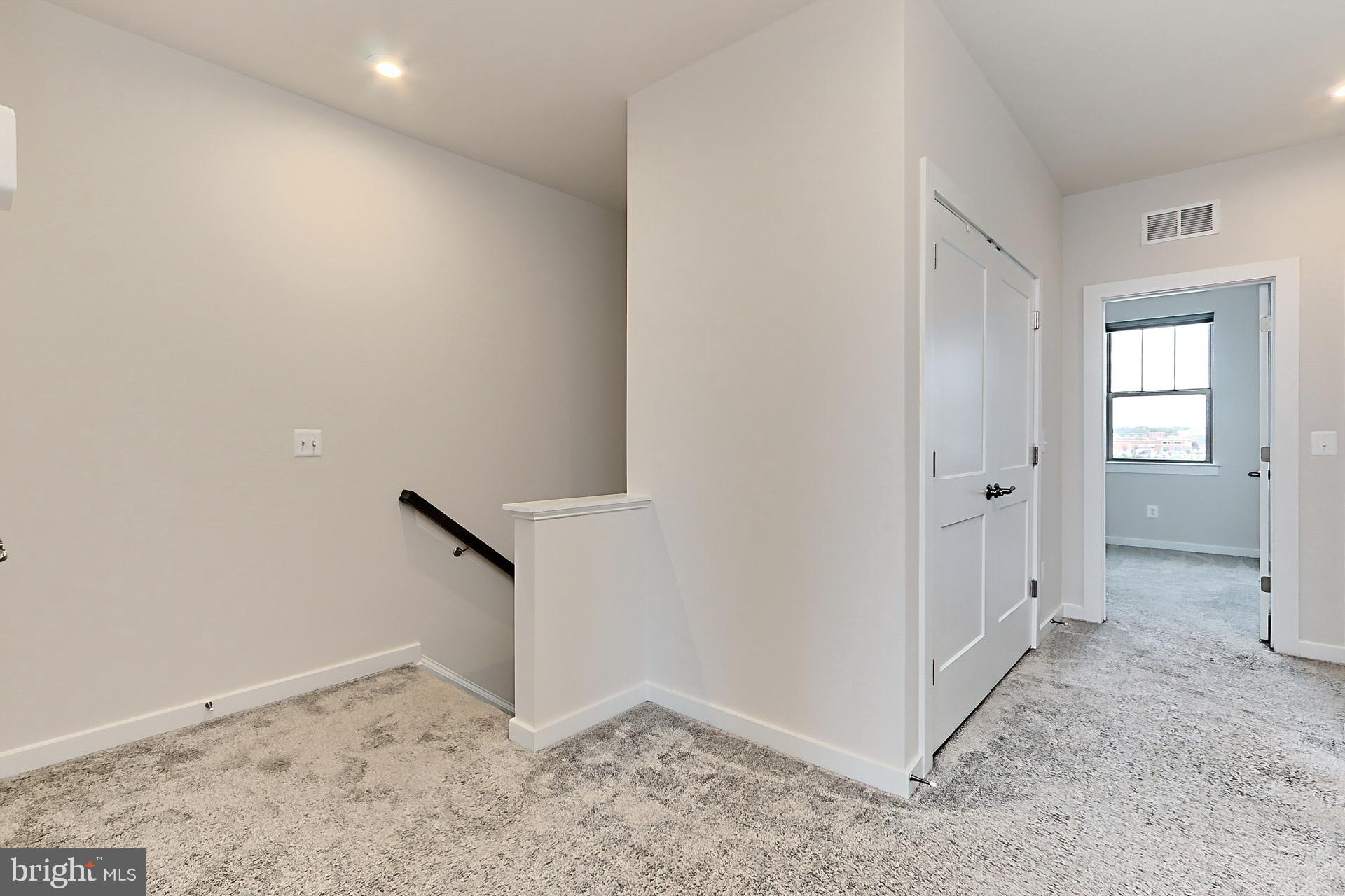 226 PETITE SIRAH TERRACE SE