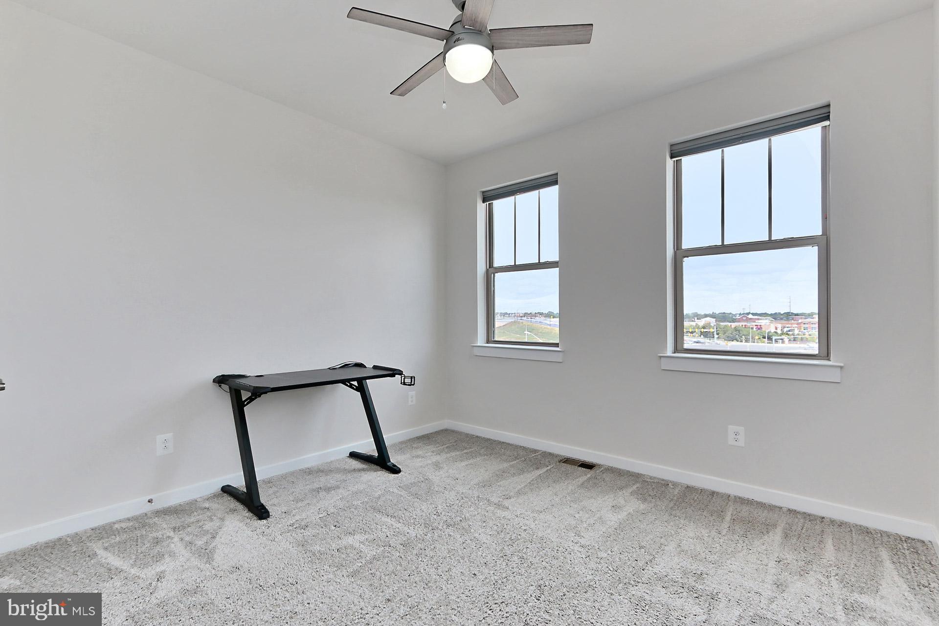 226 PETITE SIRAH TERRACE SE