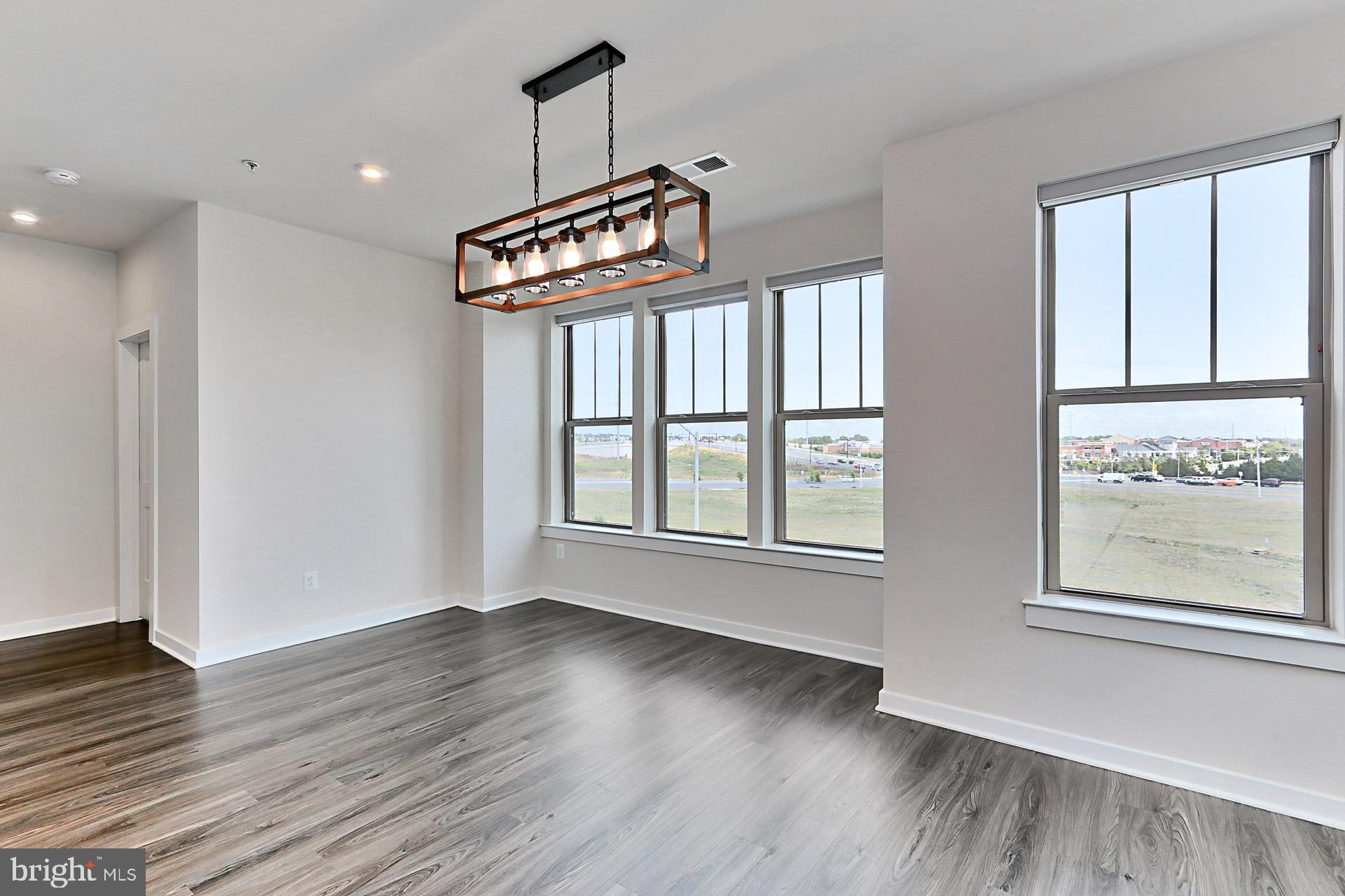 226 PETITE SIRAH TERRACE SE