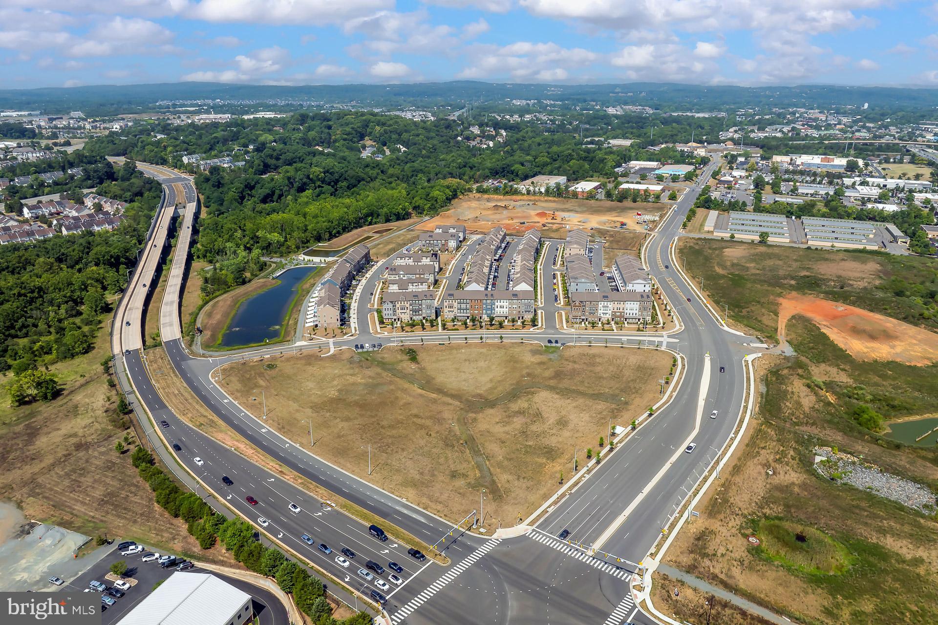 226 PETITE SIRAH TERRACE SE