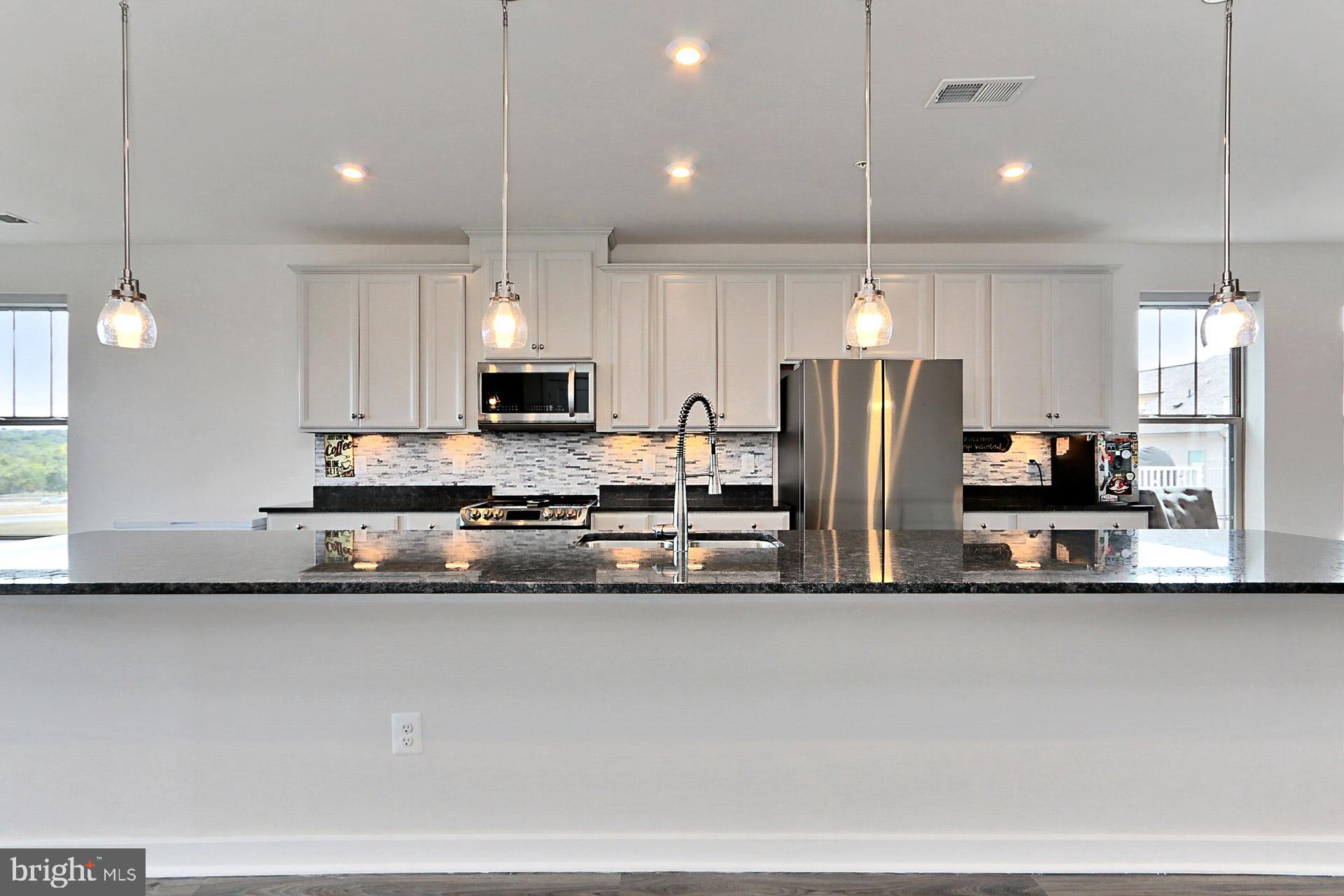 226 PETITE SIRAH TERRACE SE