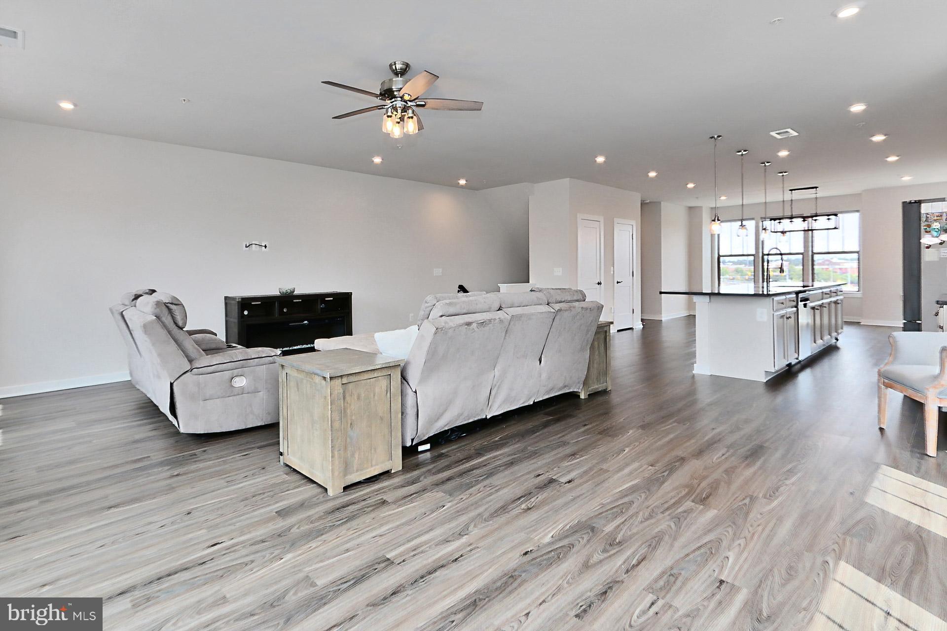 226 PETITE SIRAH TERRACE SE