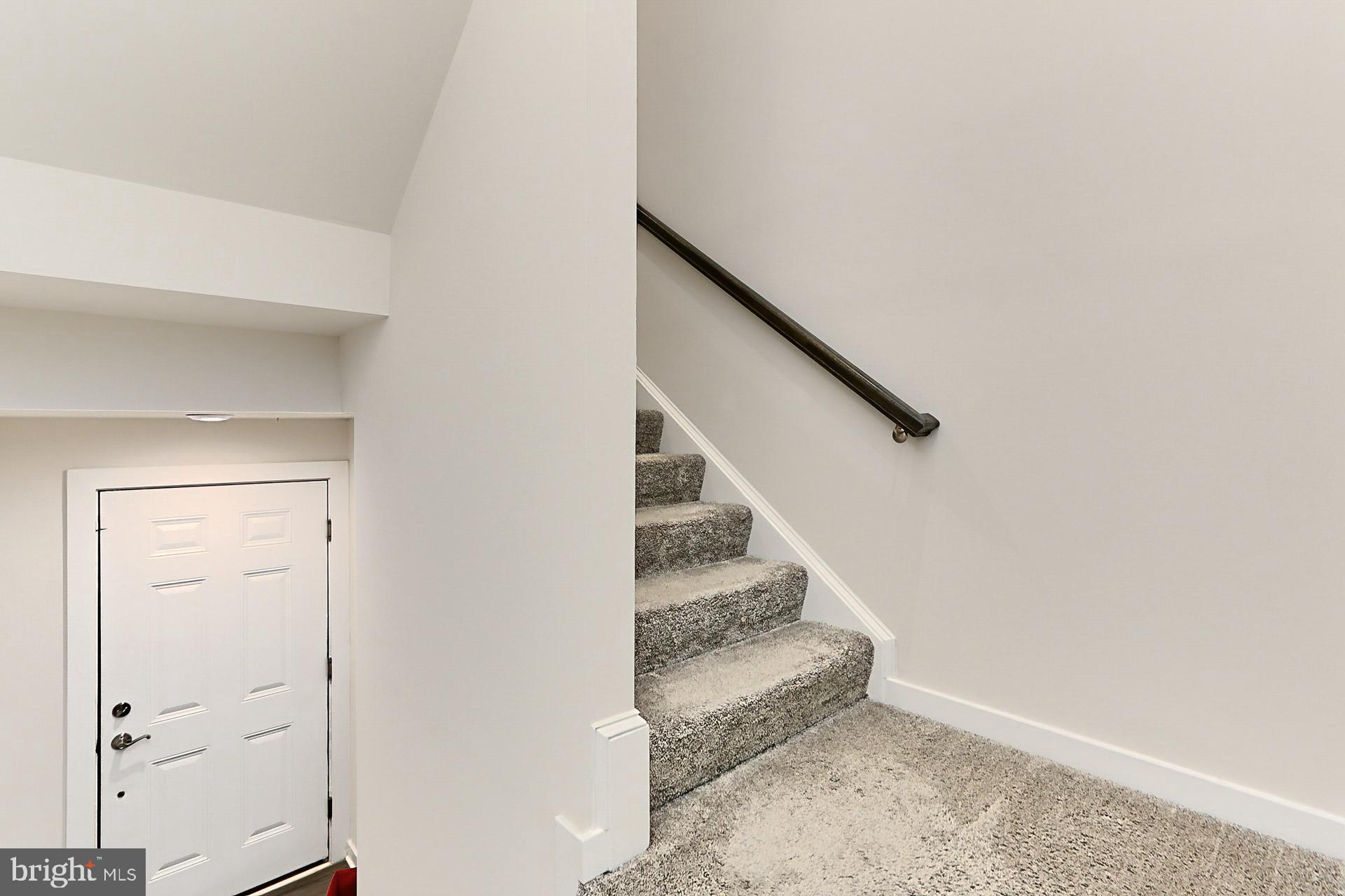 226 PETITE SIRAH TERRACE SE